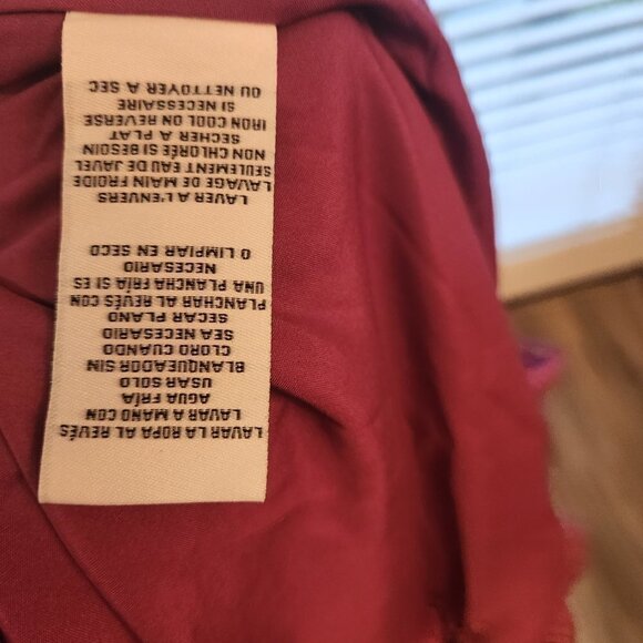 Nanette Lepore Blouse. NWT. Size Medium - Picture 14 of 15